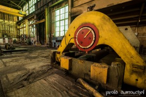 La vieille usine de superstructures abandonnée